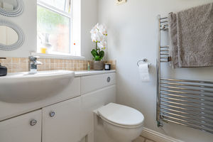 Downstairs shower room- click for photo gallery